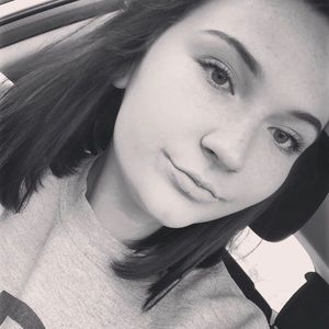 Meet your Posher, Shelbie